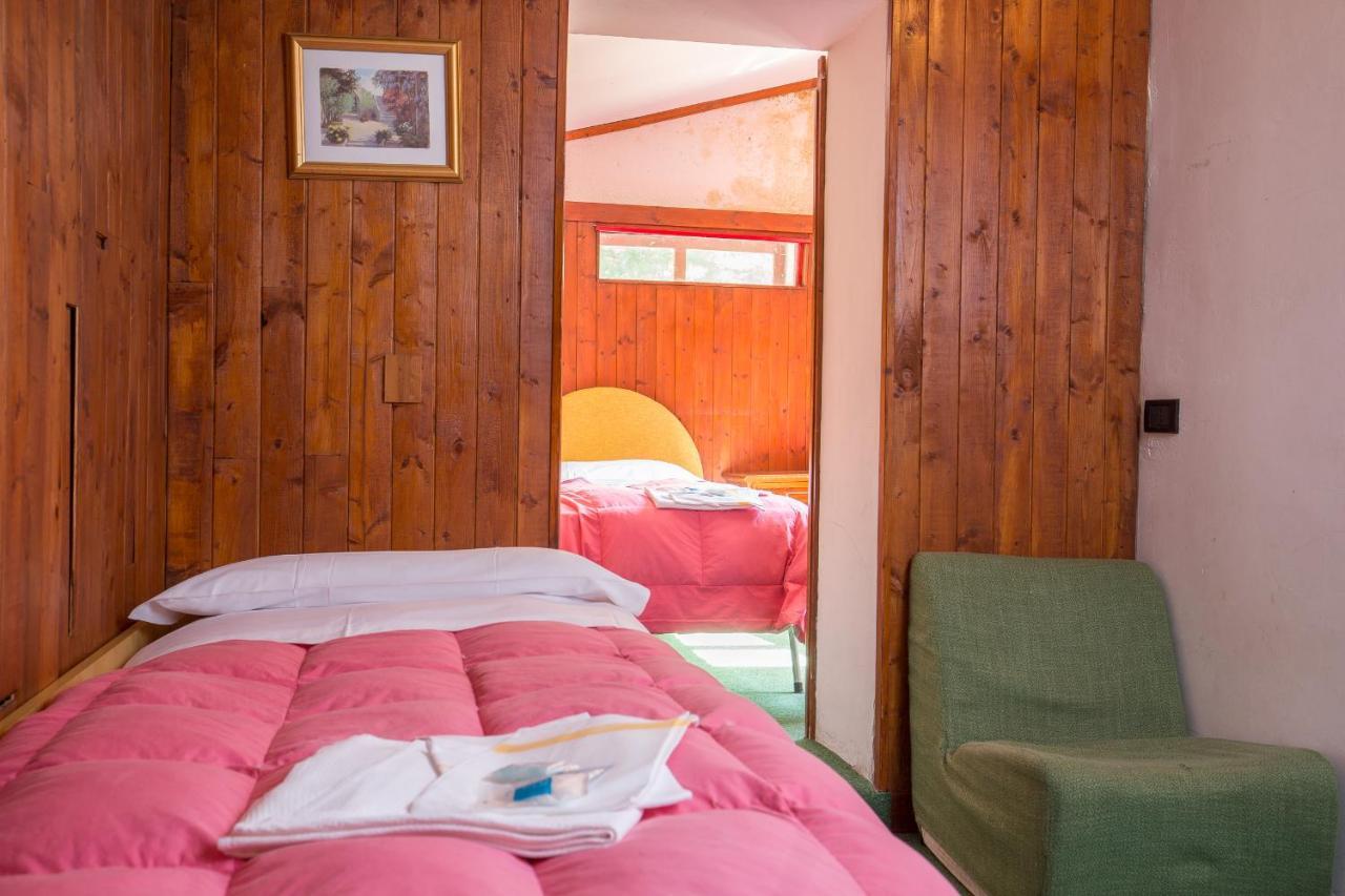 Hotel La Piccola Baita Терминило Екстериор снимка